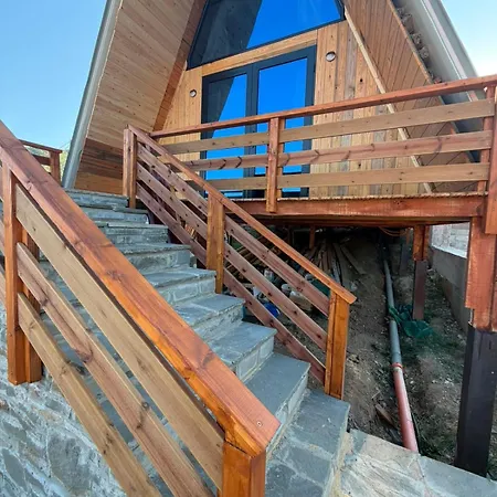 Osum Canyon Chalet *